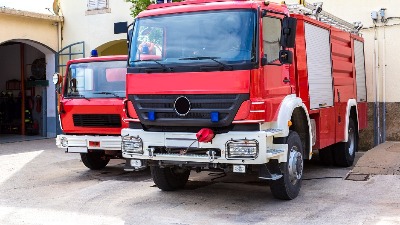 Dramatično: Požar u zgradi firme koja skladišti OPASNE MATERIJE