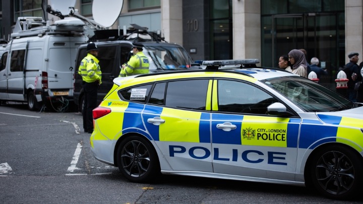 Poznati detalji drame na Hitrou: Izvršen napad, uhapšena jedna osoba, više ljudi prevezeno u bolnicu