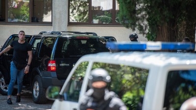 Akcija protiv organizovanog kriminala u Crnoj Gori: Pretresi i hapšenja na više lokacija