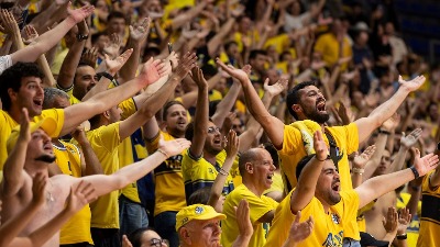 Lundberg heroj, Voker sjajan: Makabi srušio Valensiju