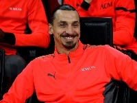 Zlatan Ibrahimović iskreno o privatnom životu: "Ljudi misle da živimo luksuzno, ali moja žena kuva i pere"