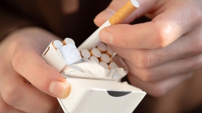 Velike kazne: Koliko paklica cigareta smete da unesete u Grčku