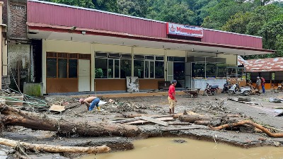 Zbog hladne lave i poplava poginulo 67 osoba 