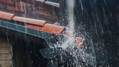 Spremite kišobrane: RHMZ upozorava na pljuskove i oluju