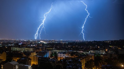 RHMZ upozorio: Stiže jako nevreme, Beograd posebno na udaru