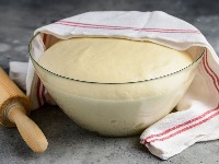 Lako do peciva i hleba: Kuvarica otkriva kako da vam testo naraste za 5 minuta (VIDEO) 