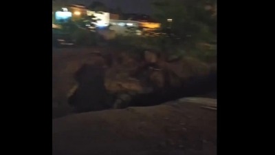Urušio se parking u Mirijevu posle nevremena (VIDEO)