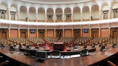 Poslanici usvojili izmene Zakona o biračkom spisku