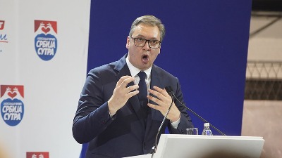 Dveri: Vučić NAREDIO upotrebu zvučnog topa