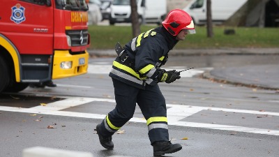 Buknuo požar u Franšu