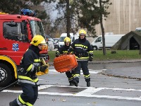 Gori restoran brze hrane (VIDEO)