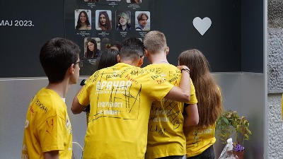 Obeležavanje treće godišnjice masovnog ubistva - ispred "Ribnikara" i na Tašmajdanu