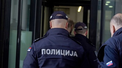 Racija na Karaburmi i u Višnjičkoj banji: Nađeno oružje i droga, privedeno 25 osoba