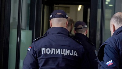 Tinejdžeri uz pretnju nožem oteli auto muškarcu iz okoline Vrbasa