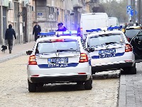 Bivši vođa navijača sedeo za volanom: Pucano na auto na NBG, policija traga za napadačem