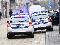 Nasilje na Zvezdari: Razbojnik drvenom motkom tukao radnicu kafića
