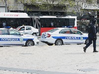 Dečaka tukli vršnjaci i telefonom snimali iživljavanje: Dete se ONESVESTILO OD STRAHA