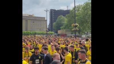 London zbog Dortmunda obojen u ŽUTO (VIDEO)