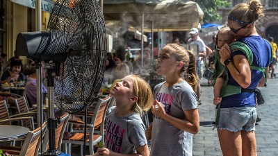 Deca masovno oboljevaju usled tropskih temperatura