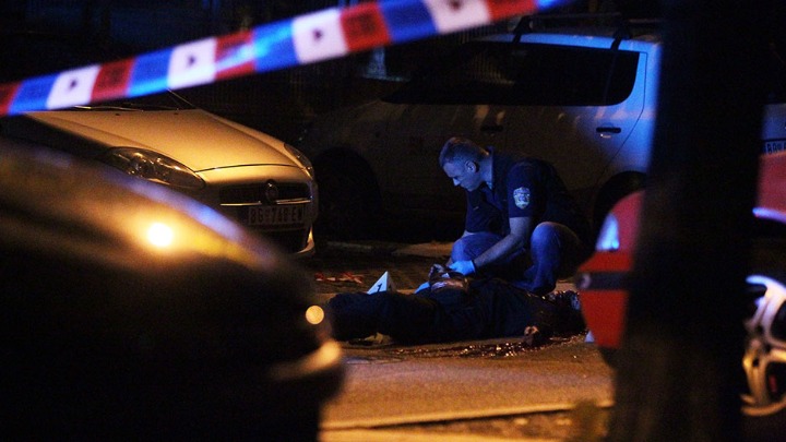 NOVI BEOGRAD KAO DIVLJI ZAPAD Ubistvo nasred ulice, pa ranjavanje u restoranu