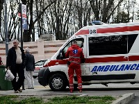 Muškarac na ulici tukao ženu metalnom šipkom: Užas u Beogradu