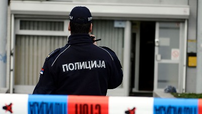Telo muškarca nađeno na pločniku na Novom Beogradu
