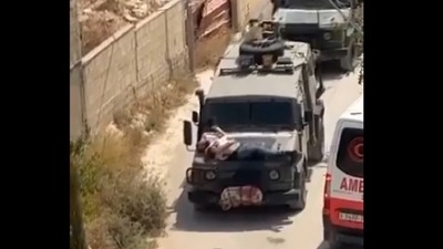 Jezivo: Izraelci vezali ranjenog Palestinca za džip (VIDEO)