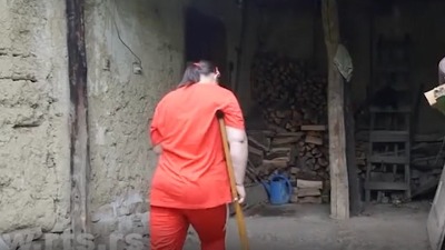 Bliži se zima i Zorici je potrebna naša pomoć: Trebaju joj drva za ogrev i garderober za stvari