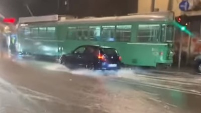 Nevreme se sručilo na BG: Potop na ulicama prestonice (VIDEO)