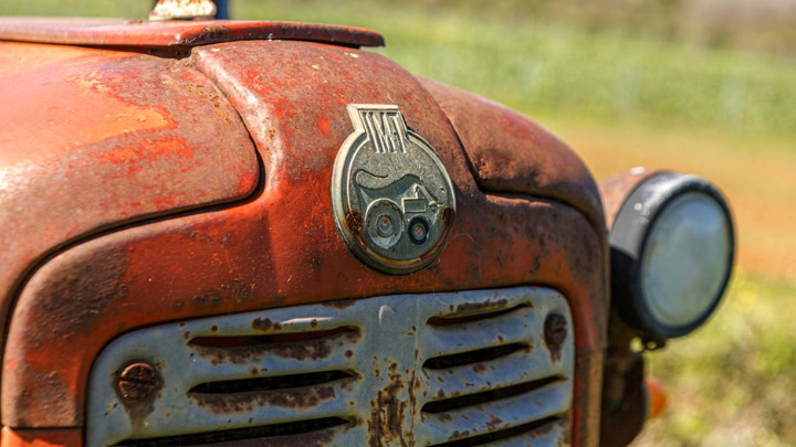 Mlekari i poljoprivrednici ČETVRTI DAN blokiraju Ibarsku magistralu