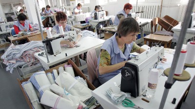 Spolja gladac, a iznutra jadac: Neselektivno privlačenje investicija i siromaštvo