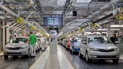 Panika u Nemačkoj: Auto-gigant u OZBILJNOM PROBLEMU