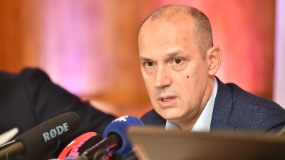Lončar: Glišić i dalje u teškom stanju, na respiratoru je