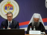 Vučić brani patrijarha: Nije on sa tobom ovce čuvao