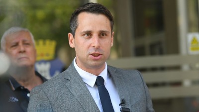 Mitrović: "Samo tu nadstrešnicu nismo renovirali" rekao je Vučić pre šest meseci