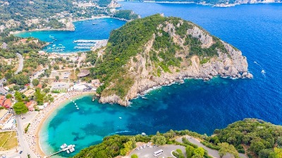 Grci uvode nove takse - razbesnele ih škrtice na plažama