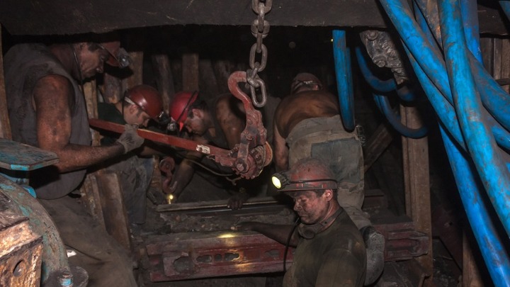 Sela nestaju, kuće pucaju, životi se ruše: Kinezi preuzeli istočnu Srbiju