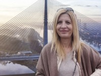 "Vidoviću, ko vam je dao pravo da opštinske službenike koristite kao stranačke operativce?"