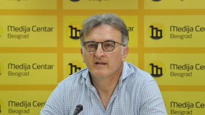 Cvejić (SRCE): Operativni tim za EU je još jedno Vučićevo komesarsko telo