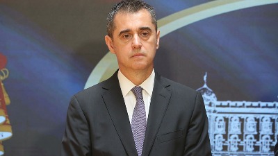 Nikezić poručio Vučiću: Umesto obrazovanja promovišete ZATUCANOST