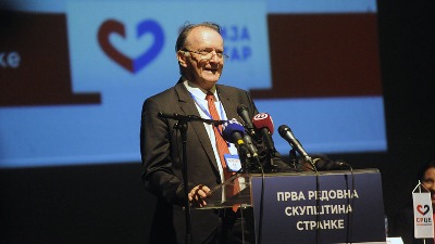 Lopandić: Vučić je naučio od Miloševića da ne sme da se frontalno suprotstavlja zahtevima velikih sila