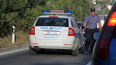 Srpkinja napravila haos na auto-putu u Hrvatskoj: Vozila kontra smerom, izazvala dve nesreće i POBEGLA