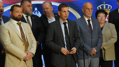 NADA: Manir vlasti je postao da ne puštaju opoziciju na sednice skupštine