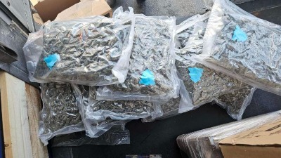 Zaplenjeno više do 28 kg marihuane na granici (FOTO)