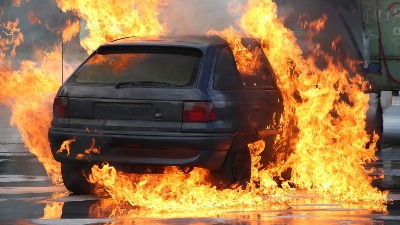 Tužiteljka kojoj je zapaljen auto: Strahujem za bezbednost svoje porodice