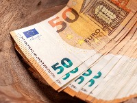 NAKNADA ZA ODLAZAK Morate da platite 5.000 evra za iseljenje iz OVE zemlje?