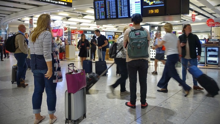 Alarm za putnike: Letnja sezona pod znakom pitanja, letovi POSKUPLJUJU ili se otkazuju