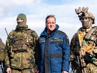 MINISTAR ODBRANE NEMAČKE U AKCIJI - Novi svetski poredak bez Kine, Rusije i SAD