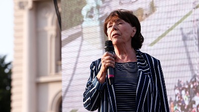 "Nedragi režimu, mnogo vas je teško i gledati i slušati"