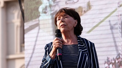 Evo kako je Seka Sablić izgledala na početku karijere: Retko viđen snimak intervjua iz 1972. godine (VIDEO)